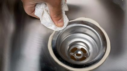 Remove Plumbers Putty