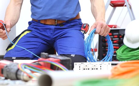 Time Electrical Renovation? 6 Signs ’ Time Upgrade