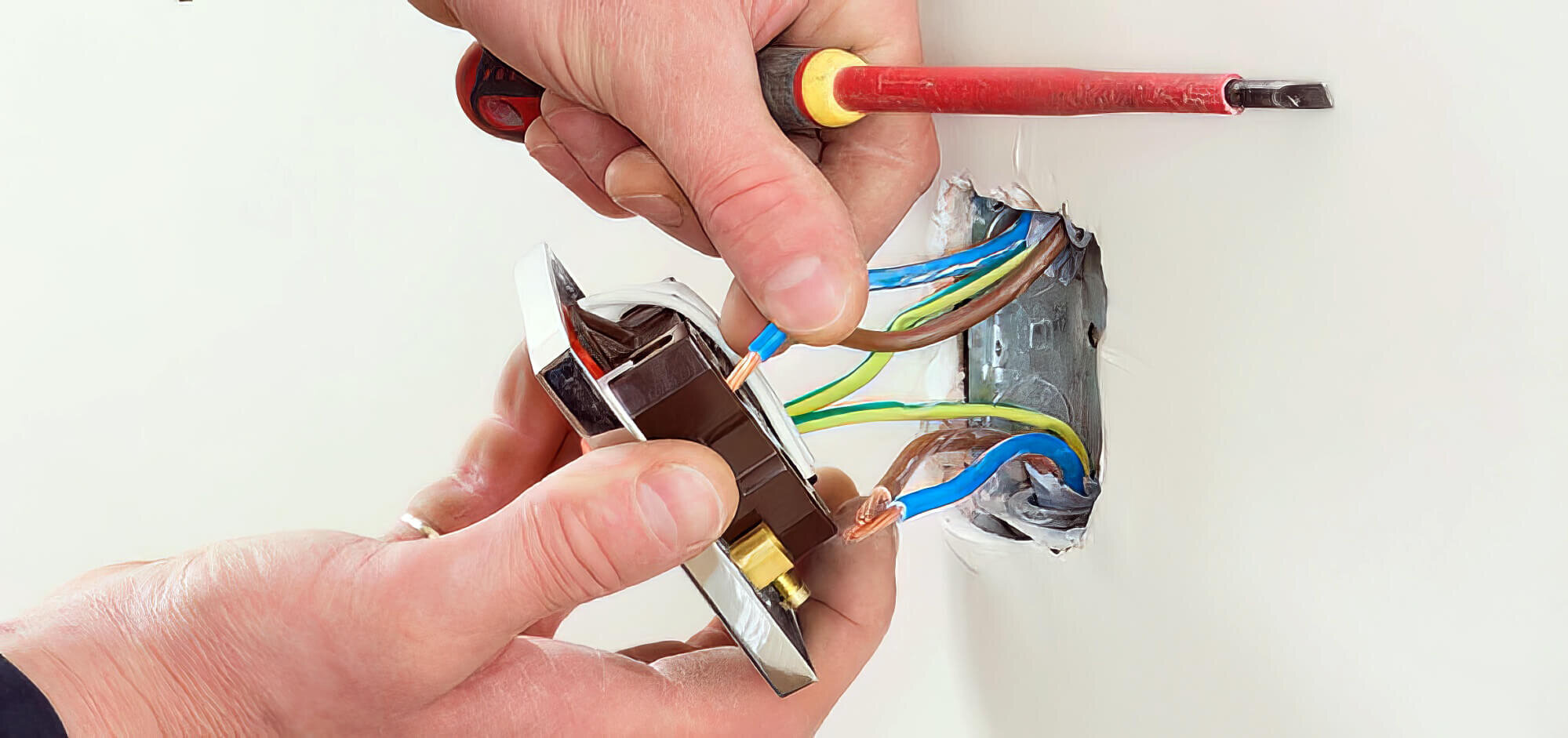 Why Is House Rewiring Important? Level 2 Electricians Reveal ‐ Bright ...