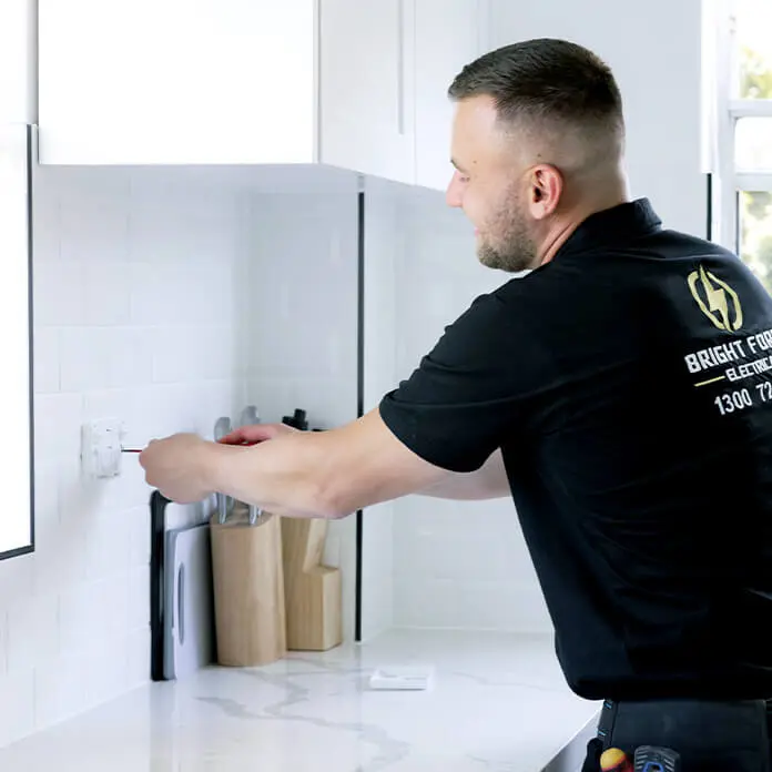 Installing Power Point Kitchen