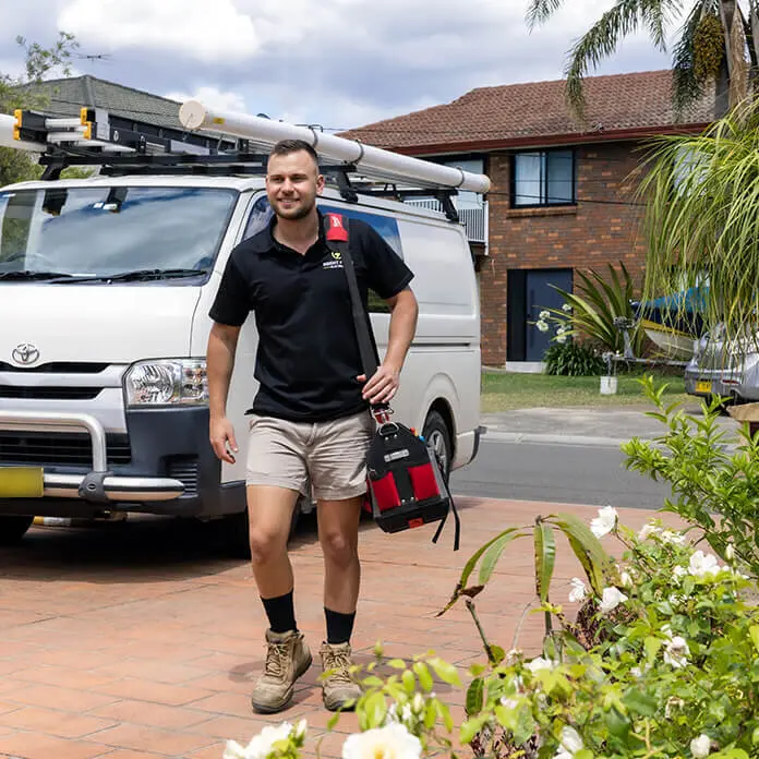 Sutherland Shire Electrician Arriving