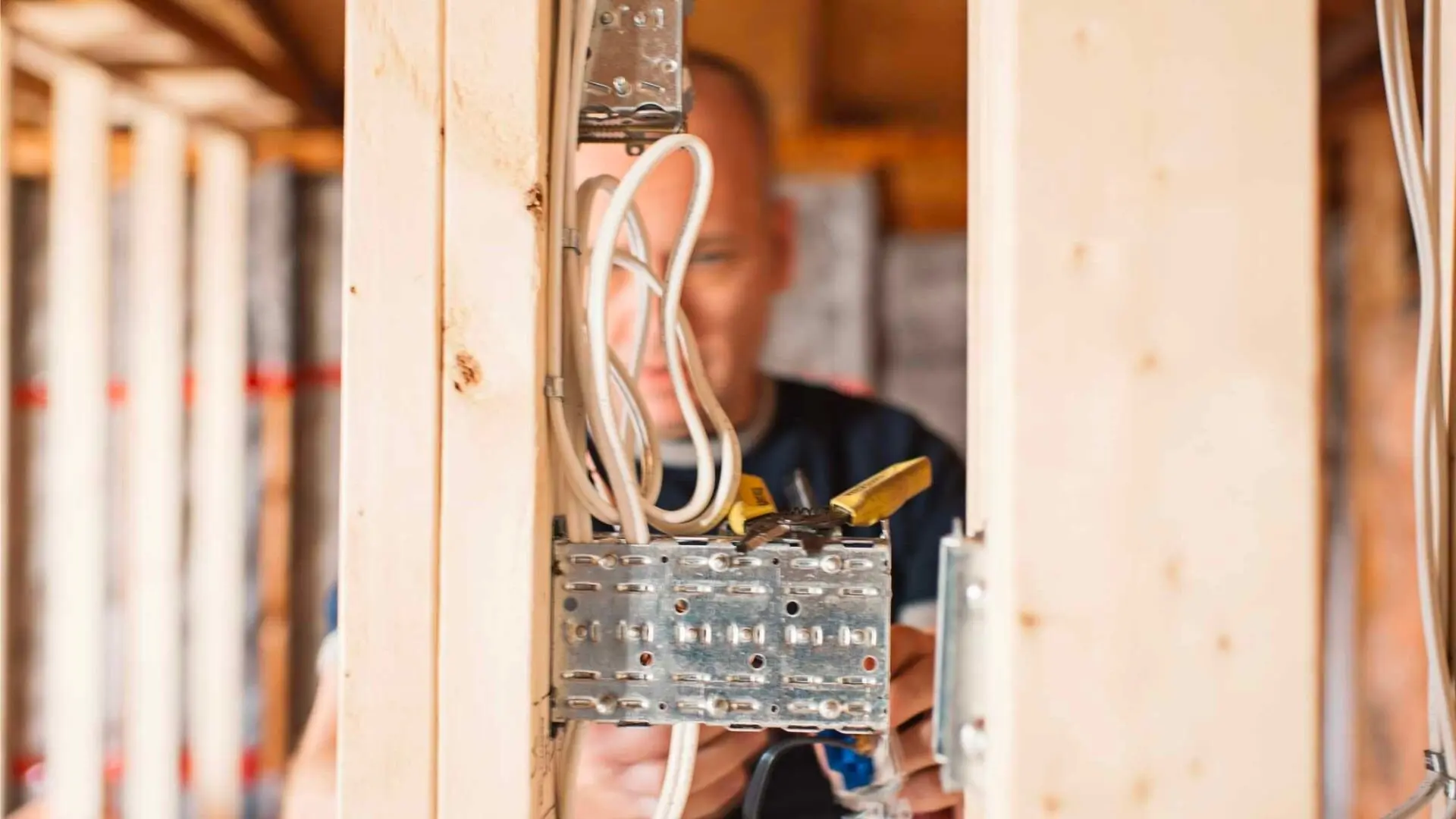 Silver Cable Organiser