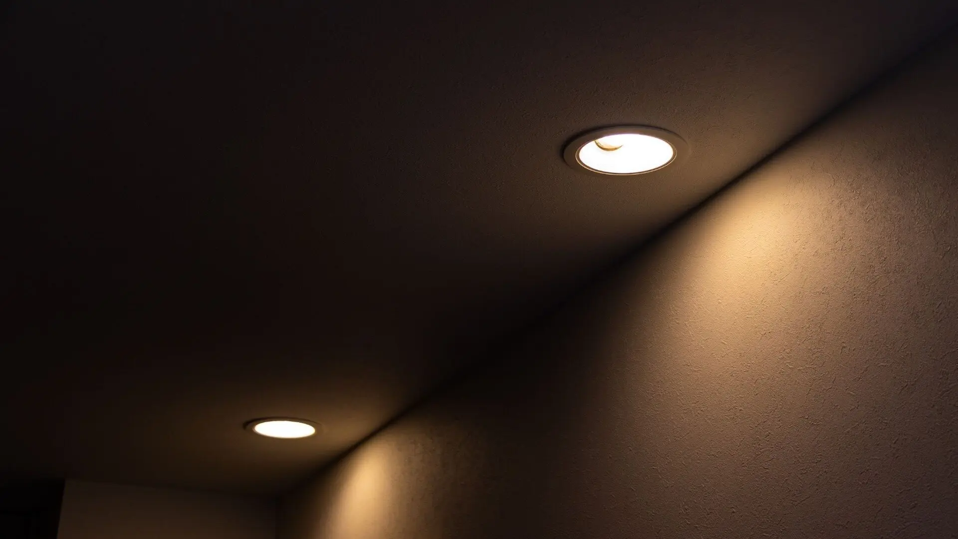 2023 10 Downlights In A Ceiling Downlights Ceiling