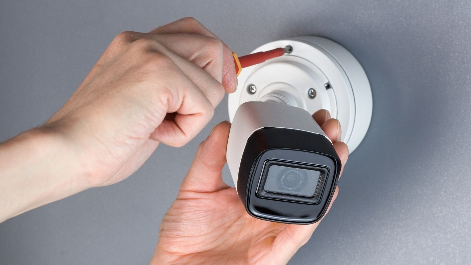 Instaalling Security System