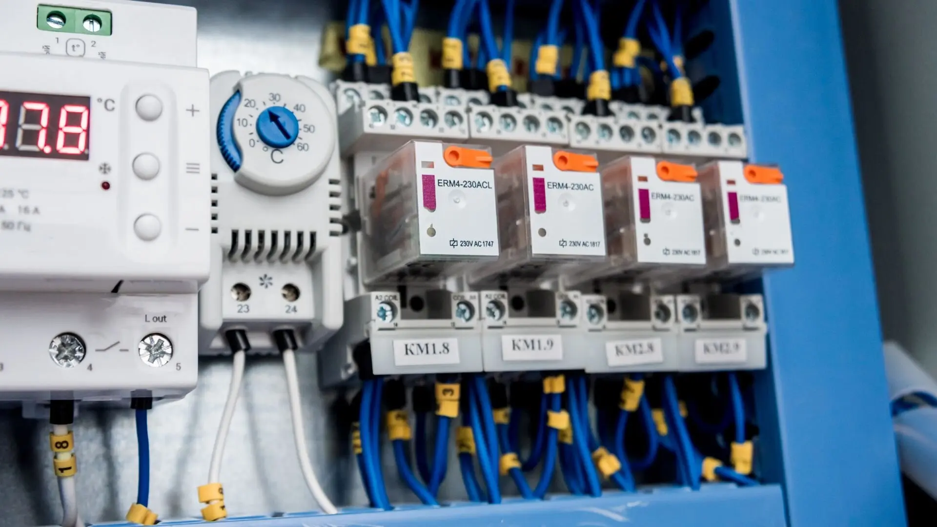 Electrical Components Safety Switch