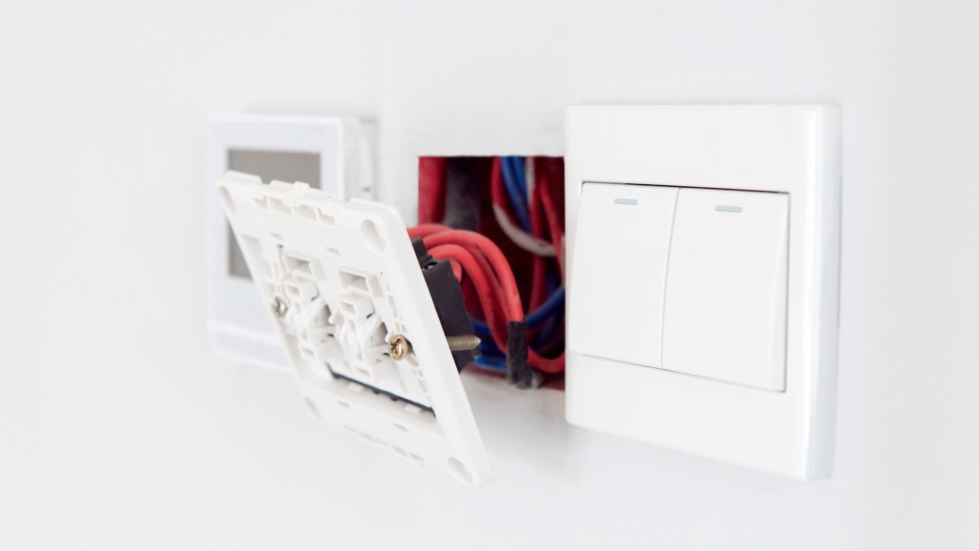 Outlet Safety Switch