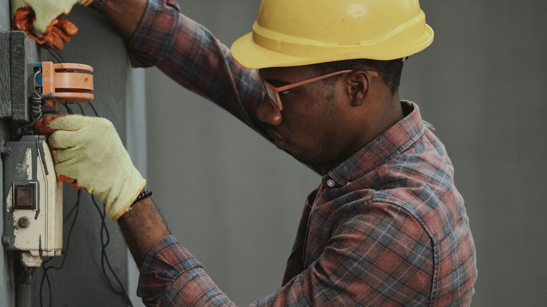 Installing Temporary Power