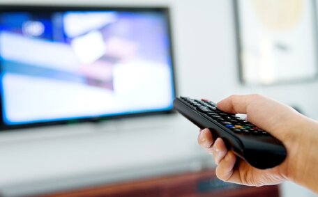 Mount TV Rental Losing Bond