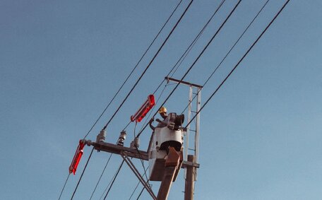 Safety Standards Overhead Power Lines NSW