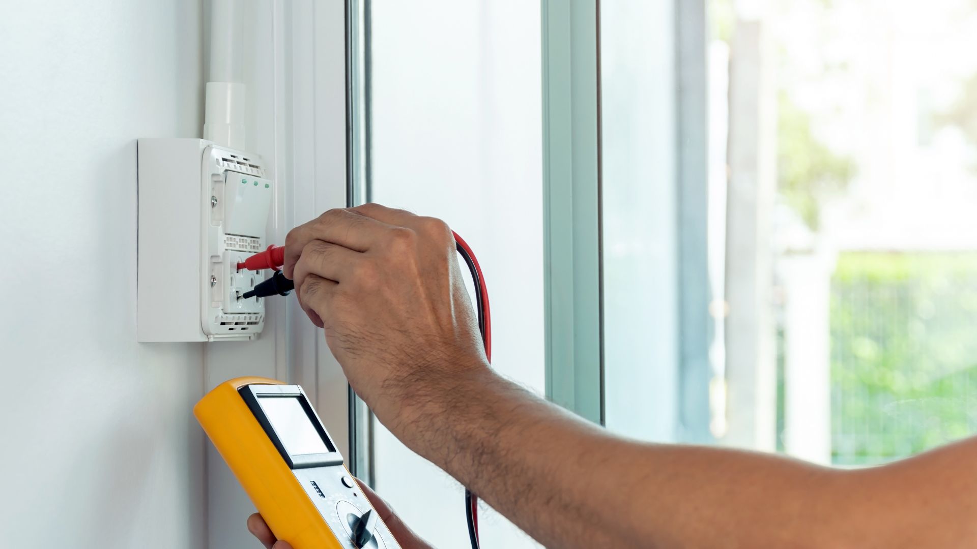 Testing Electrical Maintance Electrician