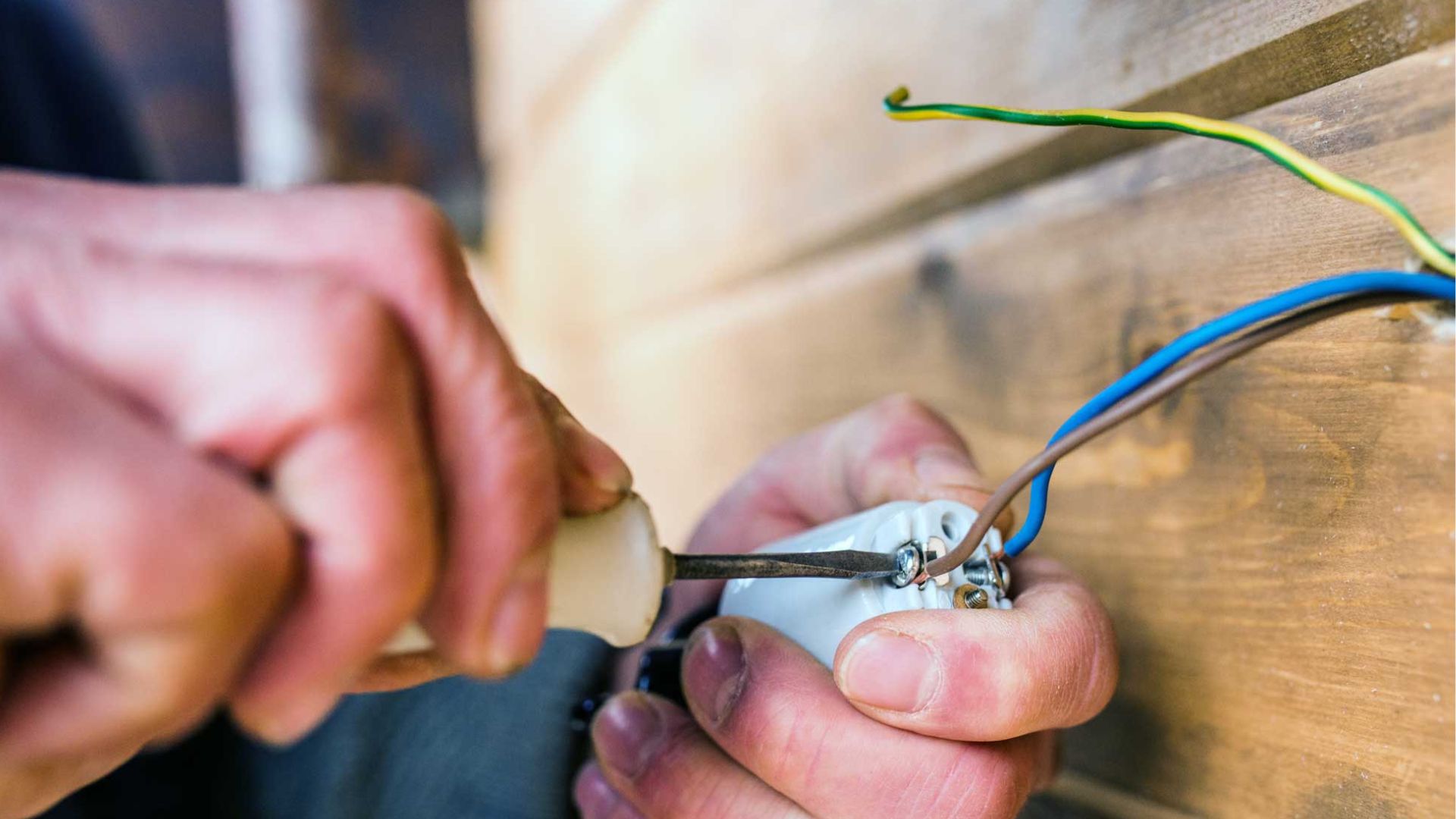 Testing Electrical Maintenance Wiring