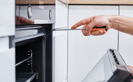 Oven Installation & Repairs Simple Bright Force Electrical Sydney