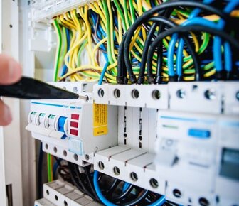Powering Your Home Safely: A Guide to Choosing the Right Switchboard Powering Home Safely: Guide Choosing Switchboard