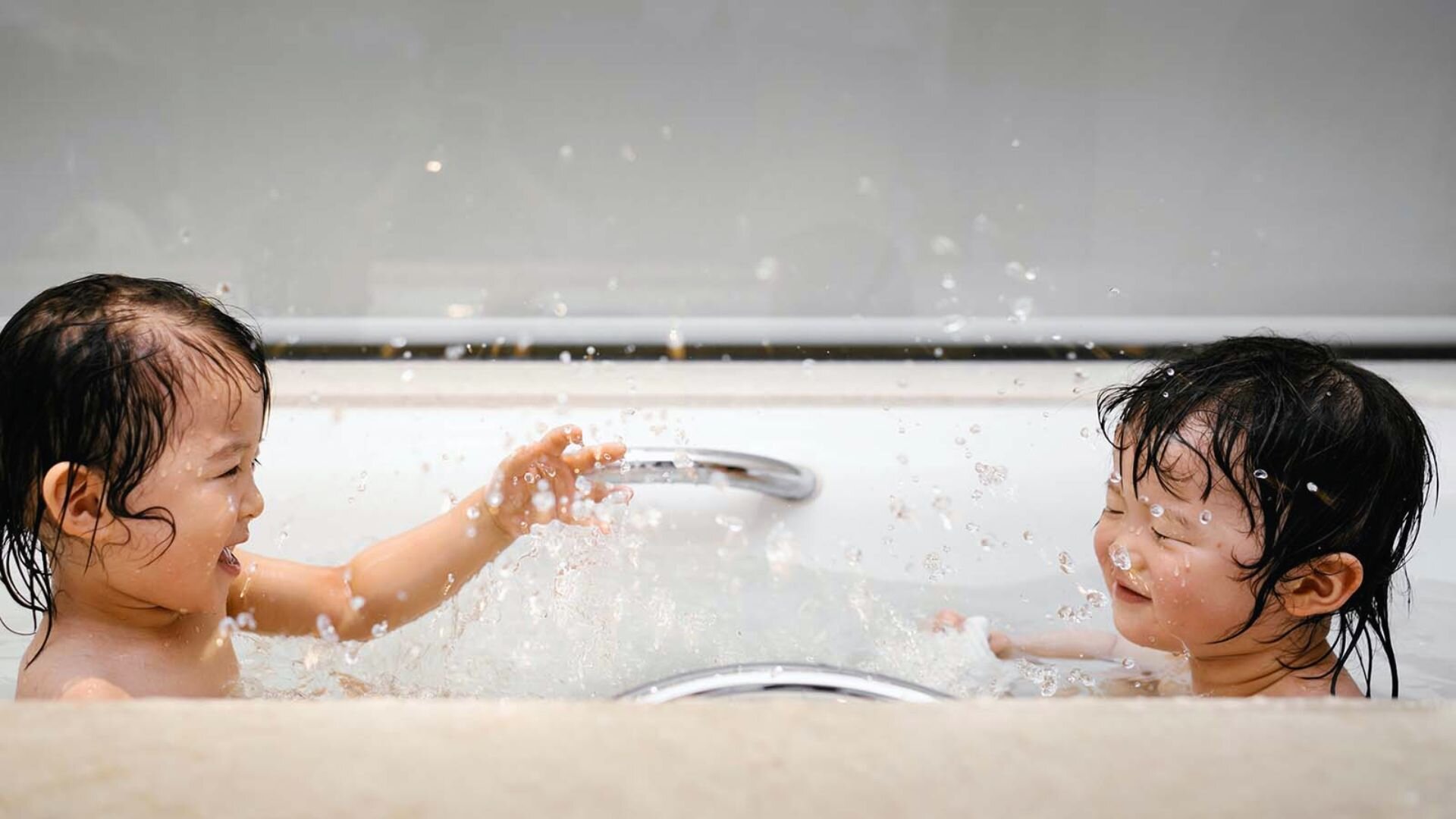 2023 10 Two Babies Playing While Bathing Babies Playing Bathing