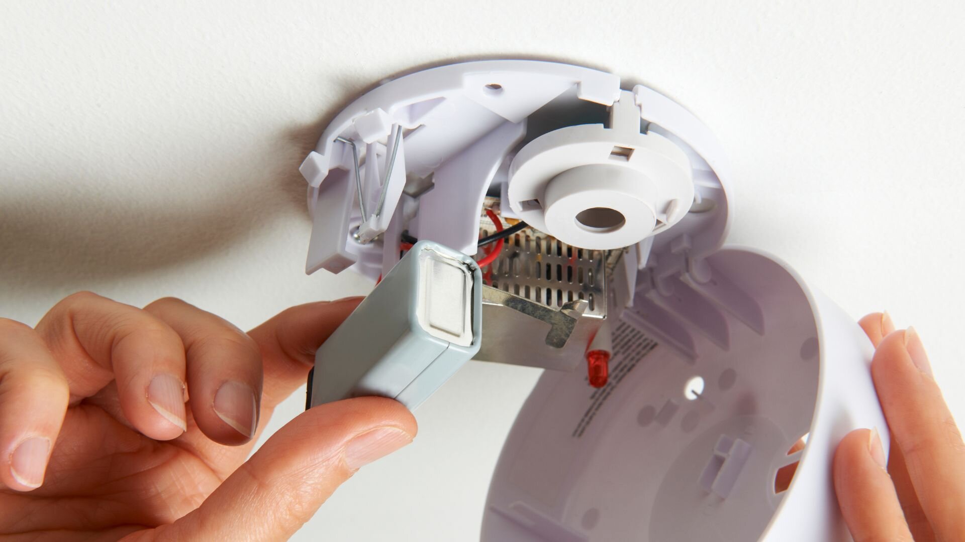 2024 02 Changing Smoke Alarm Battery Changing Smoke Alarm Battery