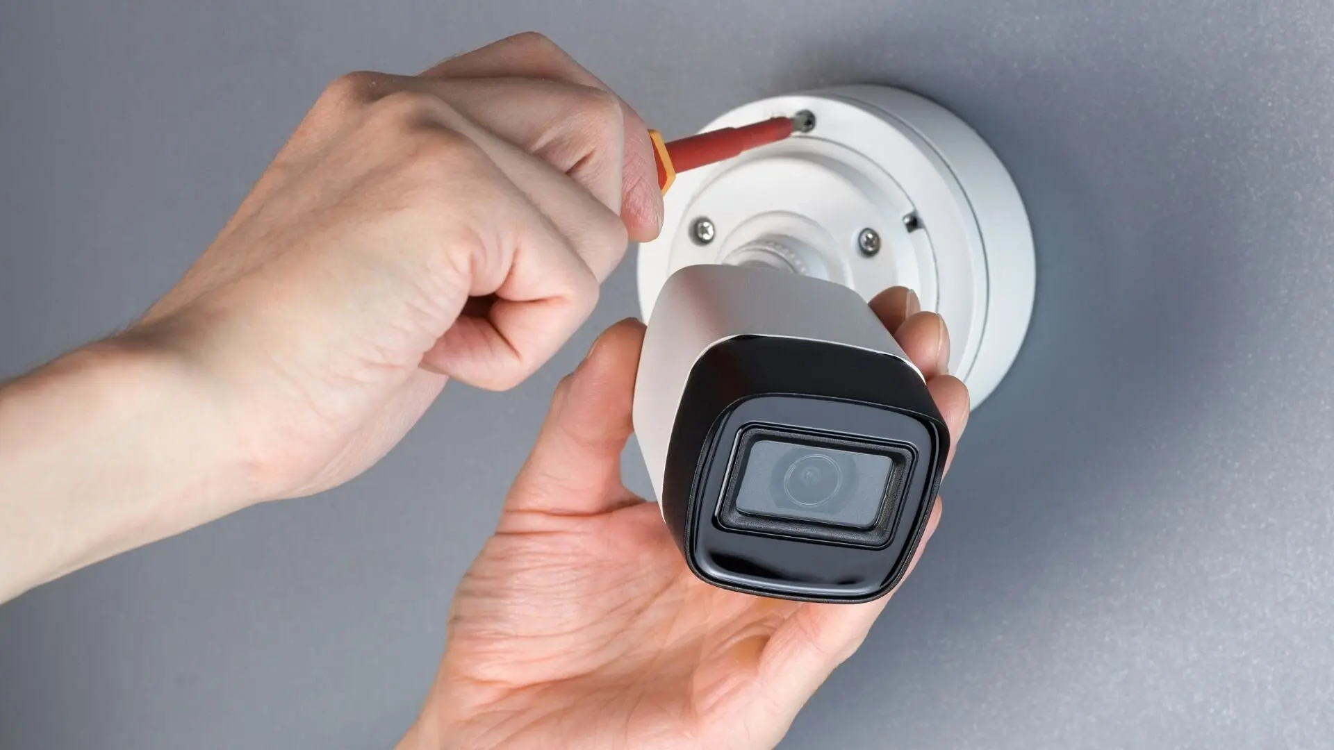 Installing Cctv System