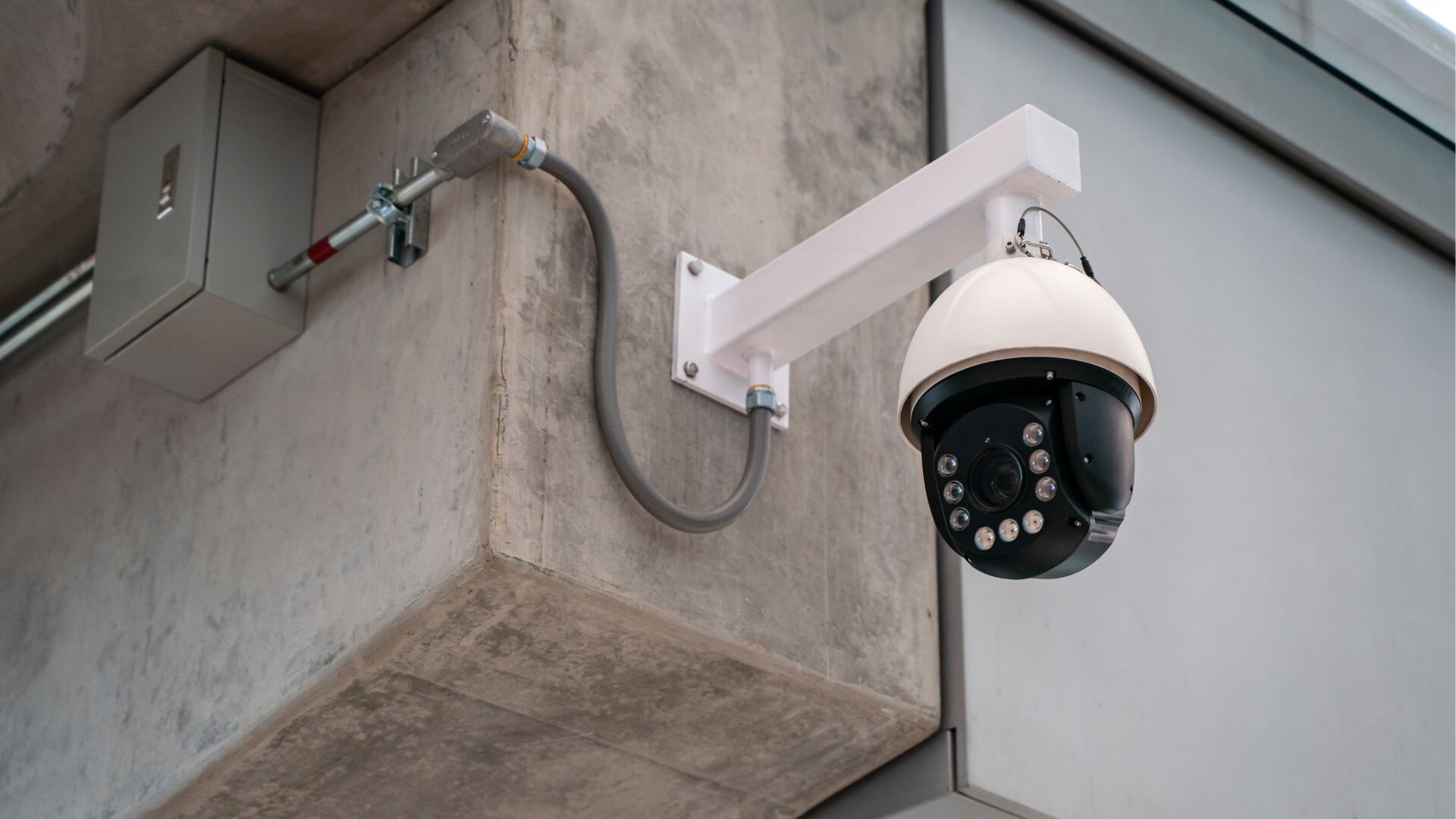 Cctv Outtside Strata Building