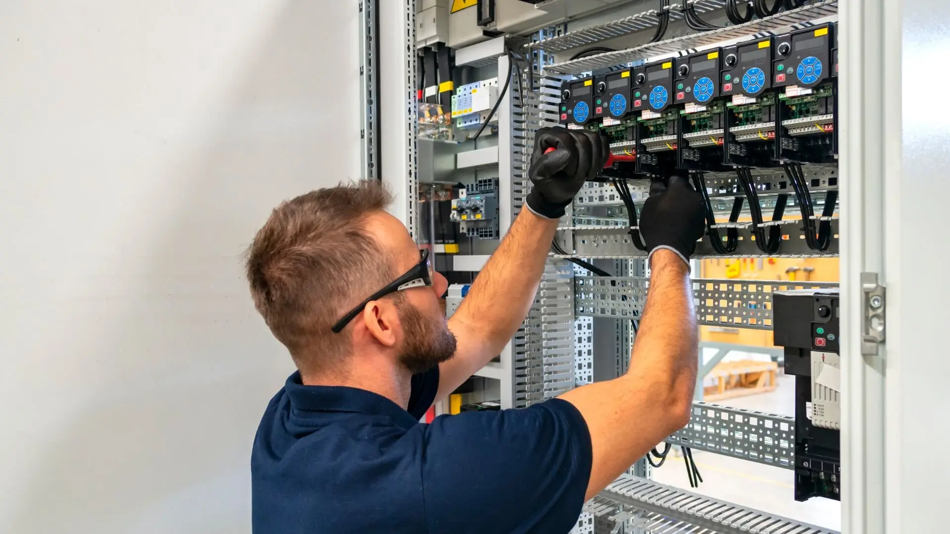 Strata Electrician Gold Coast