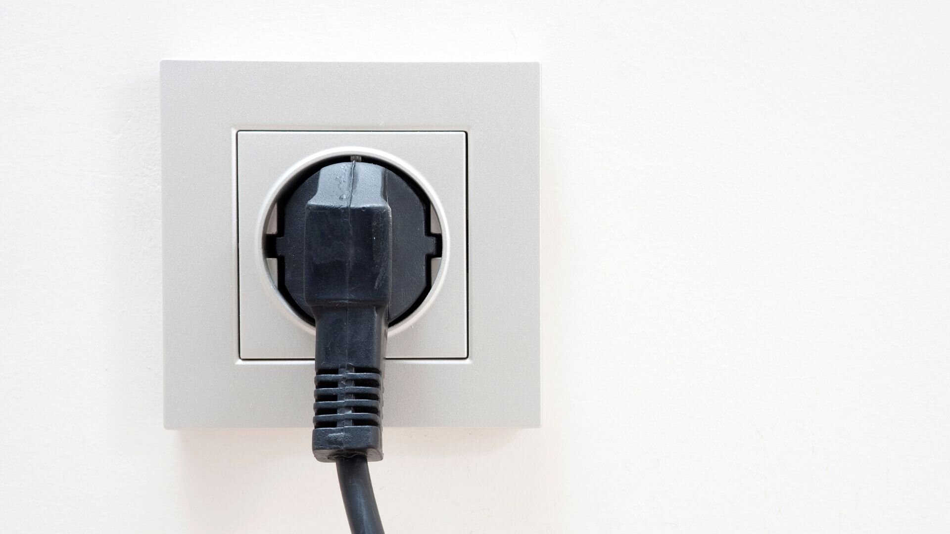 2024 11 Power Point Installation With Pluf Power Point Installation Pluf