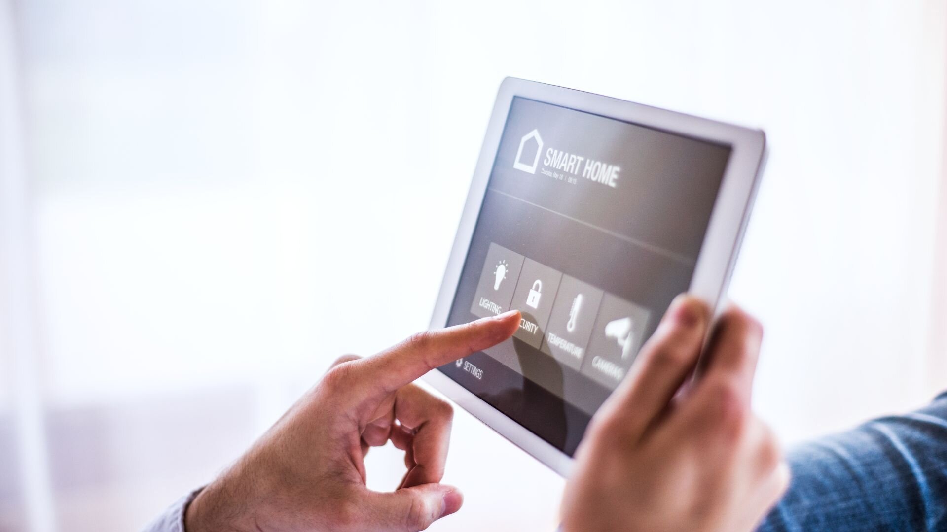 Smart Home Ipad Lighting