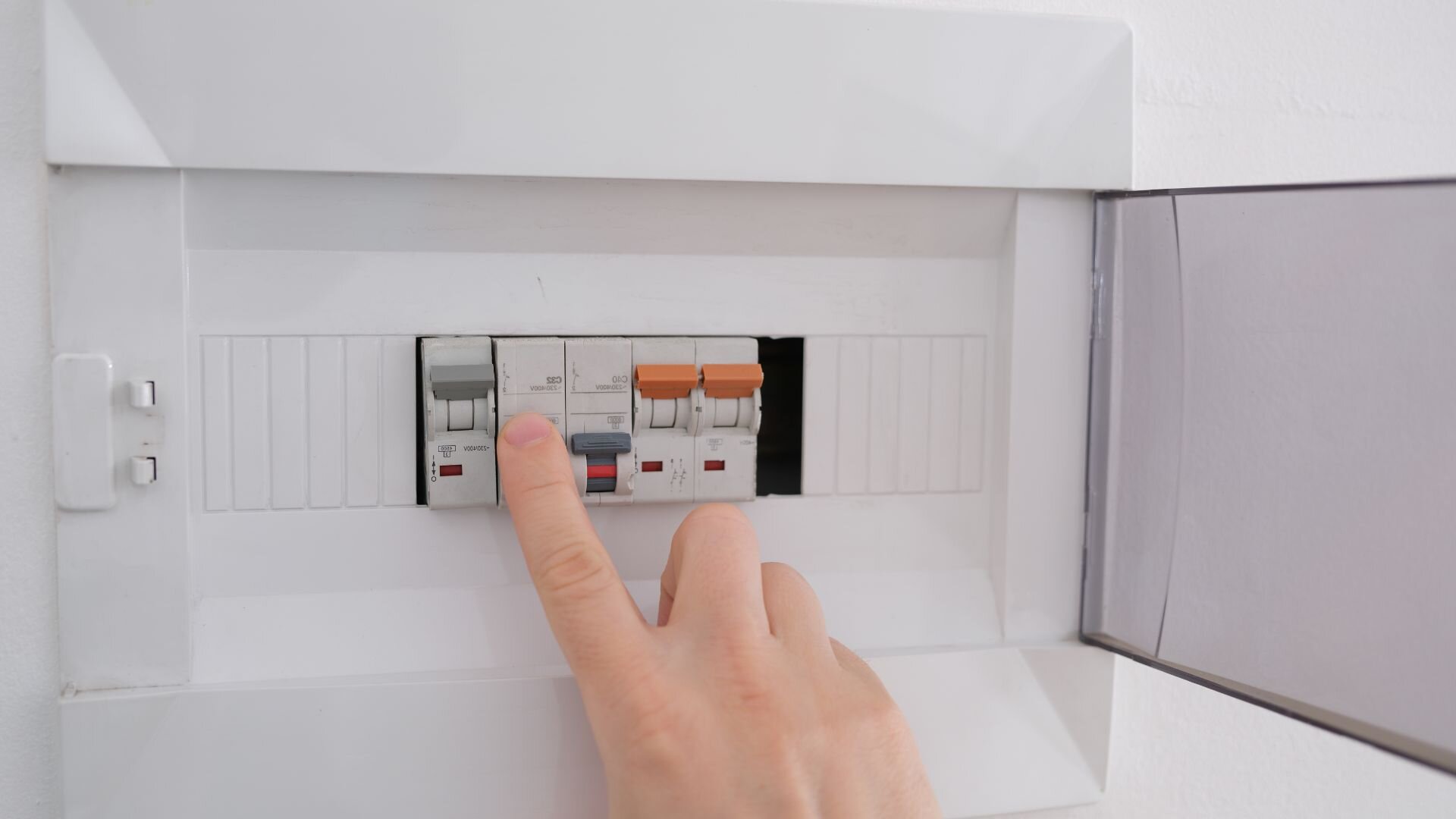 2025 02 Power Trip Circuit Breaker Power Trip Circuit Breaker