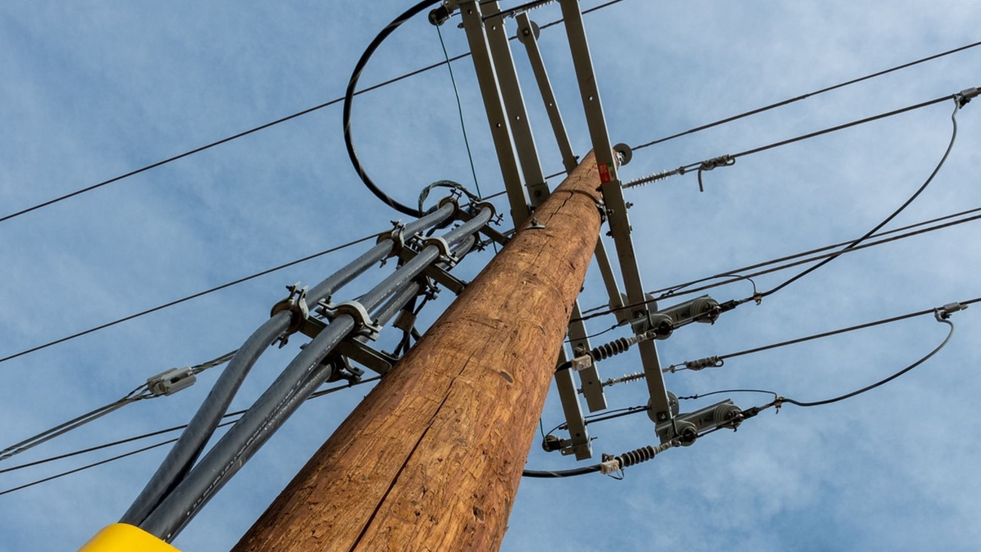 Overhead Power System Overhead Power System