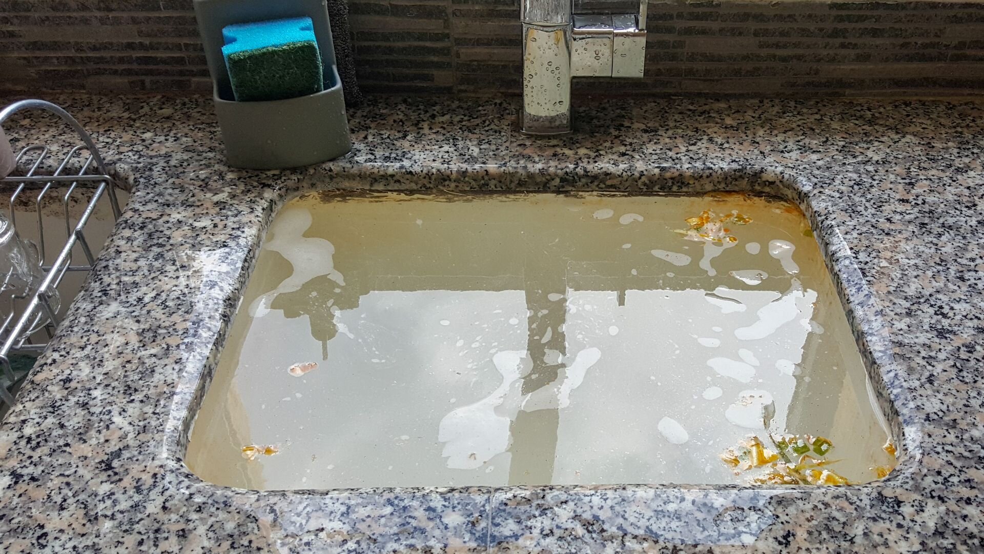 Sink Filling Water Verflow