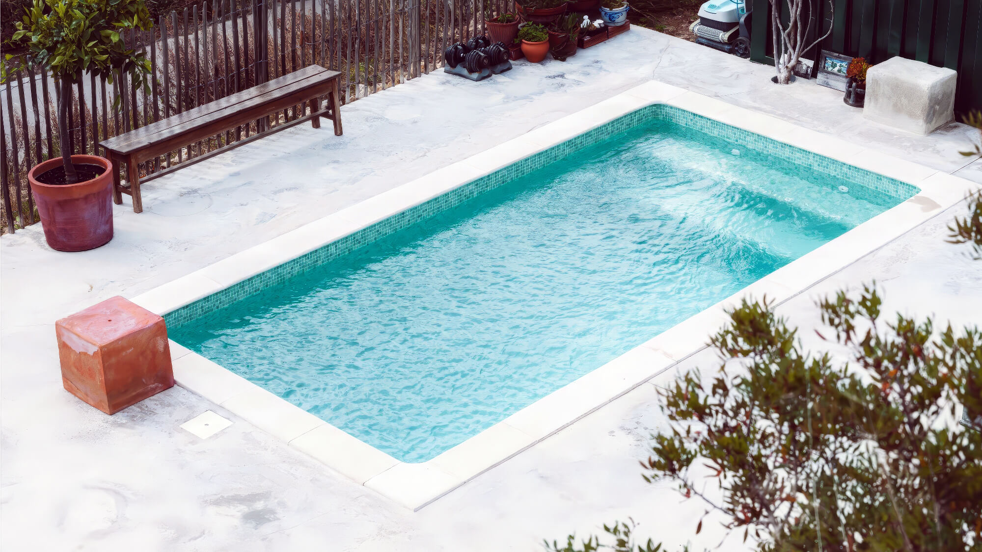 Modern Concrete Pool Decking