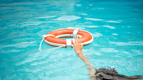 Safety Features for Concrete Swimming Pools Safety Features Concrete Swimming Pools