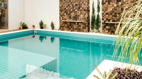 Year-round Magnesium Pool Care for Optimal Water Quality Year- Magnesium Pool Care Optimal Water Quality