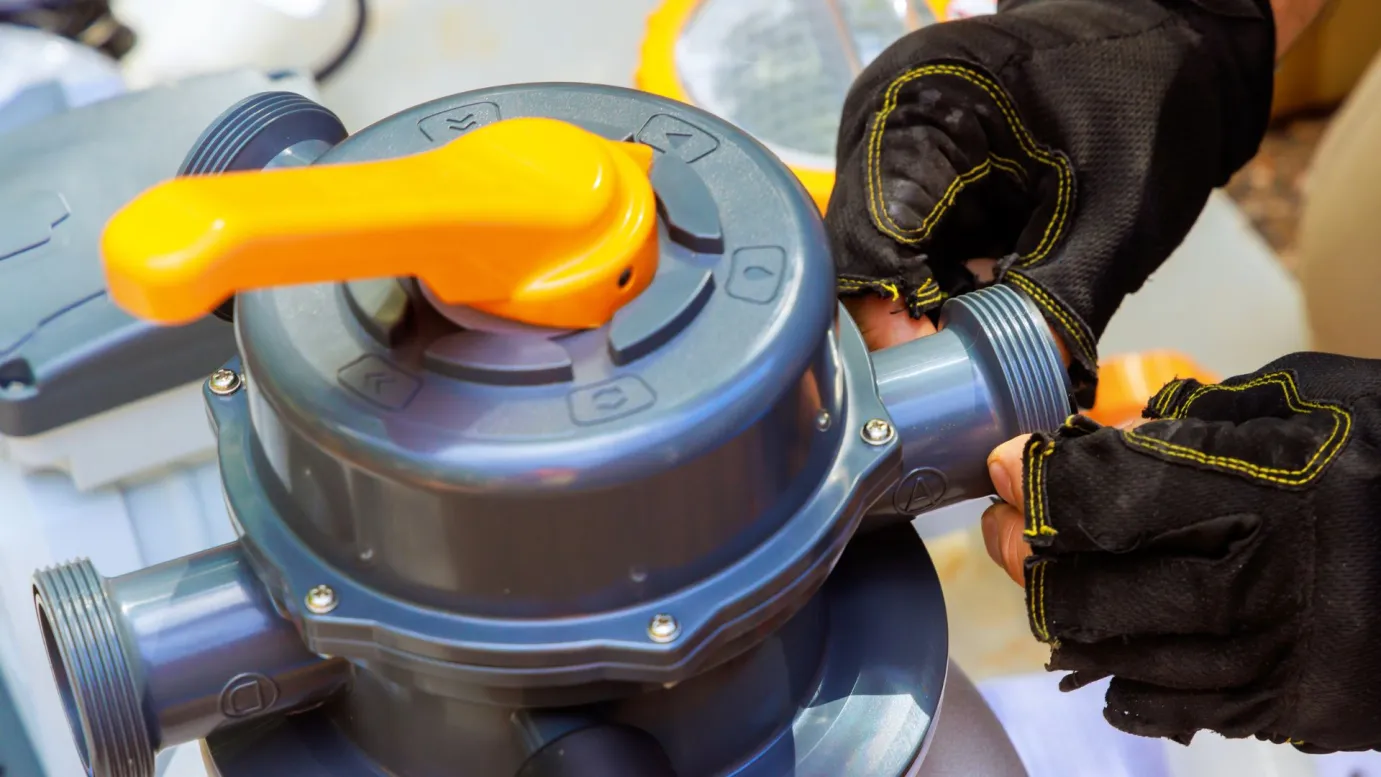 Is Your Pool Filter Failing? Fix It Before It’s Too Late ‐ Flamingo Pools