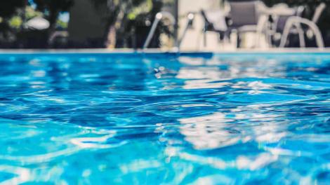Complete Guide To Pool Heating 470x264 