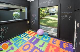 Endeavour Draw 411 Photo