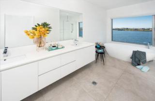 Endeavour Draw 419 Photo