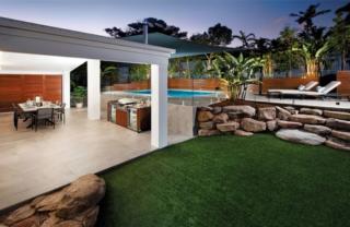 Endeavour Draw 420 Photo