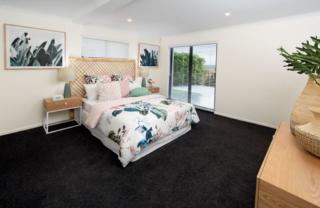 Endeavour Draw 420 Photo