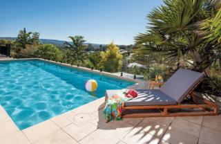 Endeavour Draw 425 Photo