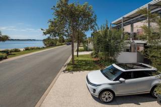 Endeavour Draw 433 Photo