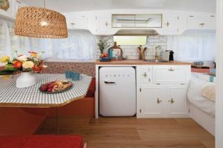 Endeavour Draw 439 Photo