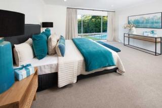 Endeavour Draw 439 Photo