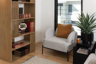 Endeavour Draw 445 Photo Endeavour Draw 445 Photo