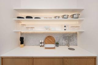 Endeavour Draw 445 Photo Endeavour Draw 445 Photo