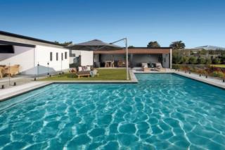 Endeavour Draw 446 Photo