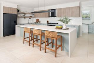 Endeavour Draw 452 Photo