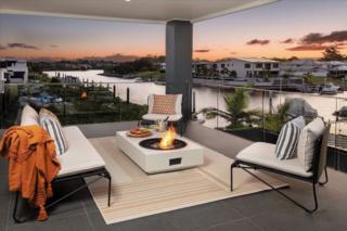 Endeavour Draw 455 Photo