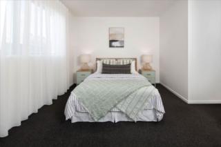 Endeavour Draw 455 Photo