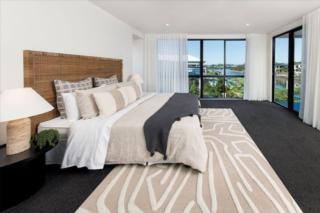 Endeavour Draw 455 Photo