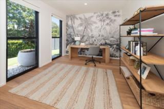 Endeavour Draw 455 Photo