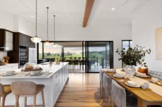 Endeavour Draw 465 Photo