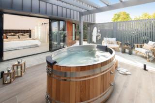 Endeavour Draw 465 Photo